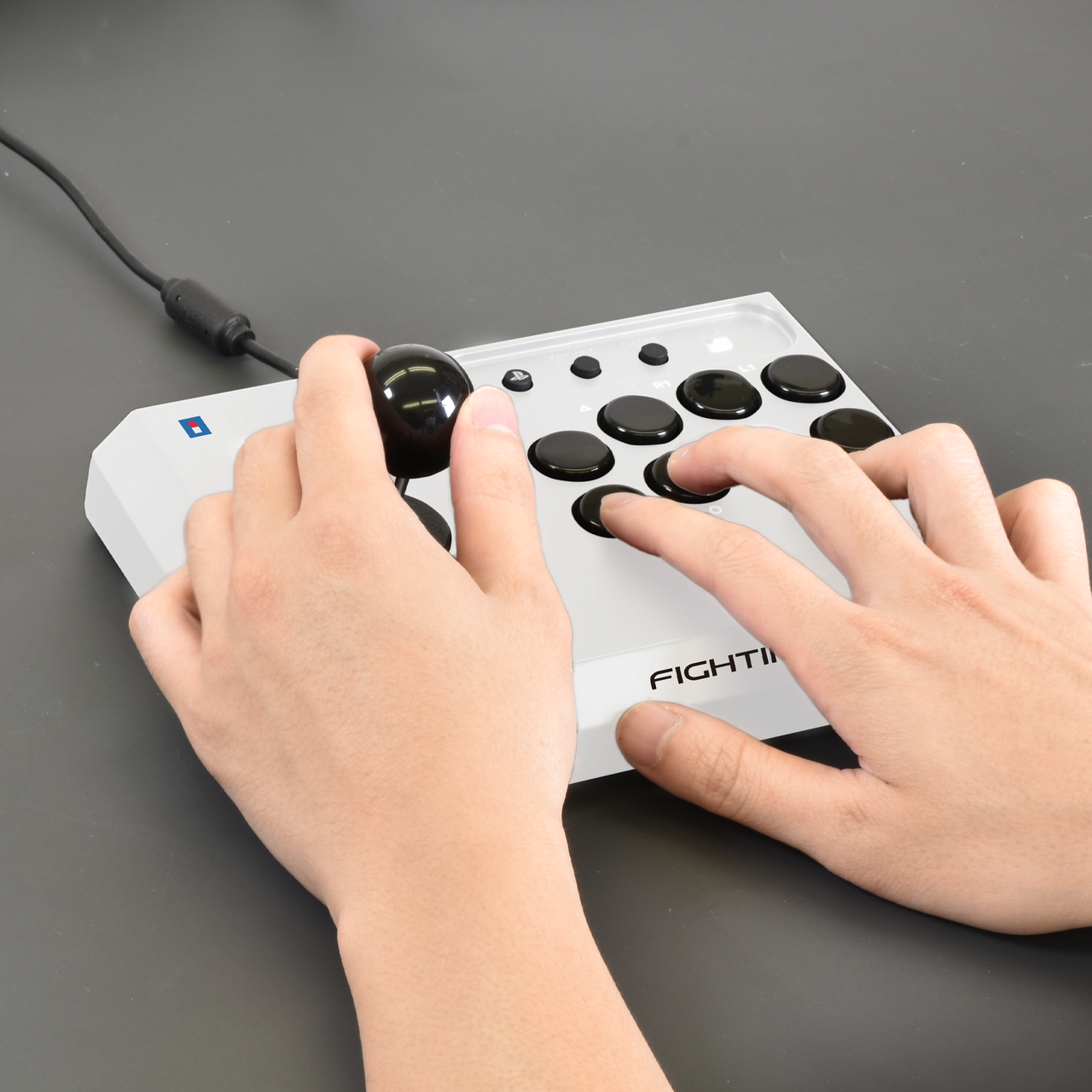 Controle Arcade Hori Fighting Stick Mini – PlayStation 4/5 e PC - Imagem 5